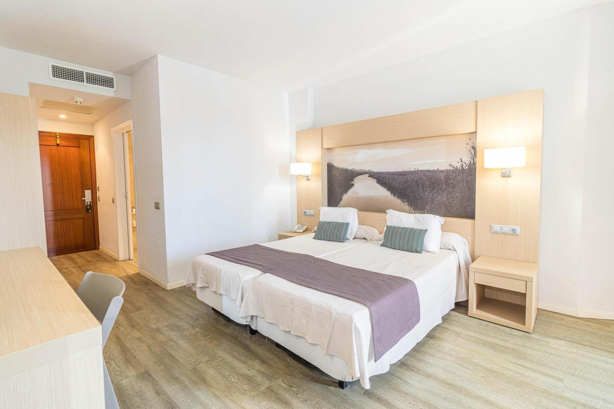 Aparthotel Eix Lagotel Playa de Muro (Mallorca)